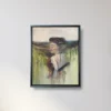 Gemälde einer Frau mit geschlossenen Augen, halb unter Wasser, symbolisiert das Ertrinken in Gedanken und das Loslassen im Fluss des Lebens. Alexandra Isabel Hörhager, aufstrebende österrreichische Künstlerin | Ali Olio Emerging Austrian Arist, Kunst aus Tirol, Fine Art from the Alps